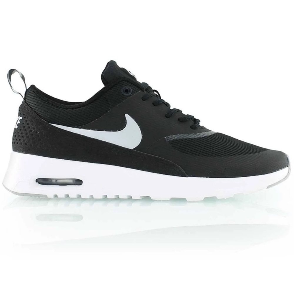 Nike Air Max Thea Black/Summit White Women’s Size 10